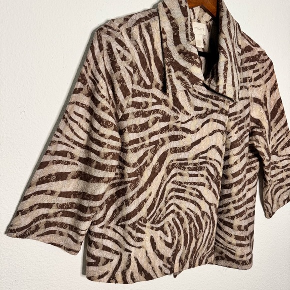 Chicos Zebra Lace zee 3/4 sleeve Cardigan Sweater blazer size 1 or medium - Picture 3 of 10